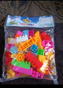 BRAND NEW***PLASTIC BUILDING BLOCKS For Kids