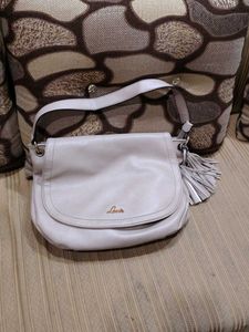 Stylish Light   beige Shoulder Bag