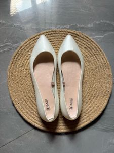 Elegant White Ballet Flats