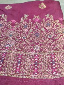 Elegant Maroon &amp; Gold Dupatta