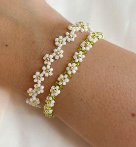 Daisy Beaded Jewelry Set
