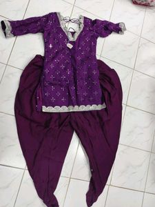 Elegant Grey Kurta Set with Pink Trim