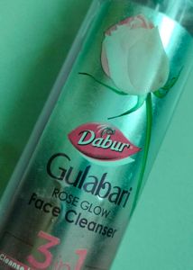 Dabur Gulabari Face Cleanser