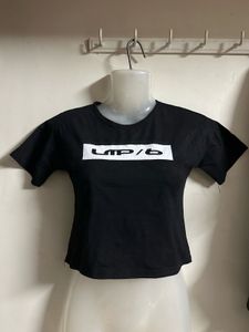 Black Graphic Crop Top