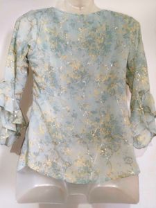 Flowy Floral Bell Sleeve Top 26"-30" Size Small