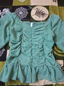 Chic Ruched Puff Sleeve Top