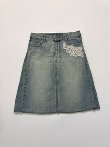 Denim embroidered skirt