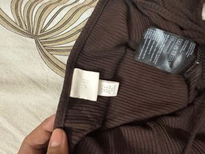 H&amp;M Ribbed Cold Shoulder Top