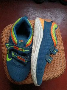 Kids Sports Shoes