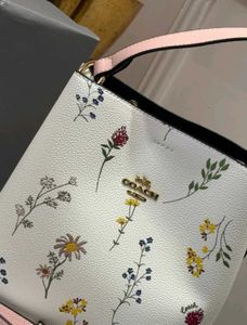 COACH(COPY)MEDIUM TOWN BACKET BAG 12A QUALITY COAC