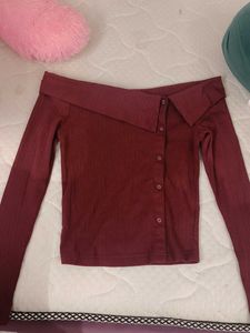 preety maroon top