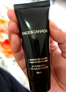New FACESCANADA Weightless Matte Finish Foundation