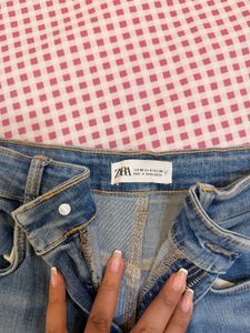 Light Wash Denim Jeans ZARA
