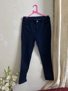 Classic Dark Wash Skinny Jeans
