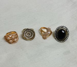 Set of 4 Elegant Rings and get 1 ring free
