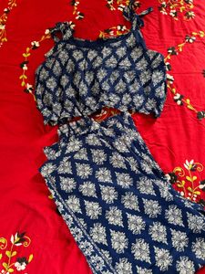 Navy Blue Printed Crop Top
