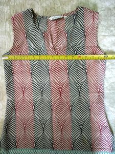 Miraya  kurti