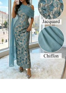 women stylish dress