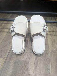 H n m slip on
