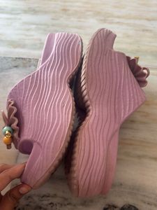 Cute Bow Slides
