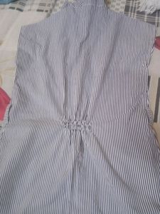 Beutiful Top For Teenager Girl It's Come 13 To 16 Year Girl. Each Price Is Only 80/