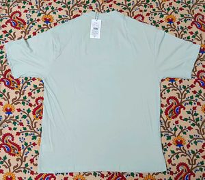 Shein Graphic chest Print T-Shirt