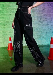 Black Wide-Leg Cargo Jeans