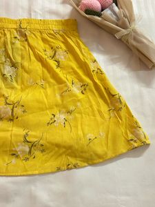 Yellow Floral Wrap Skirt💛