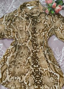 🐍🐍Snakeskin Print Button-Up Shirt🐍🐍