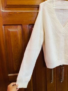 Cozy V-Neck Cream Knit Sweater