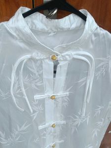 Elegant White Kurta with Bamboo Print