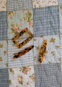 Tortoise Shell Hair Clip Set