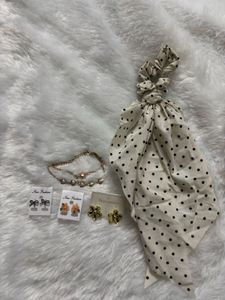 Polka Dot Scrunchie & Jewelry Set