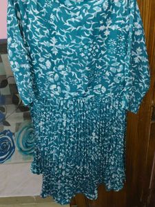 Stylish Teal Floral Pleated Kurta