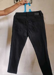 Classic Black Denim Jeans Size :28,30