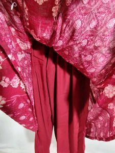 Red Floral Print Kurta Set (Women's)