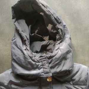 Stylish Quilted Winter Coat with Hood
