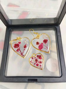 Heart Pendant & Earring Set with Dried Flowers