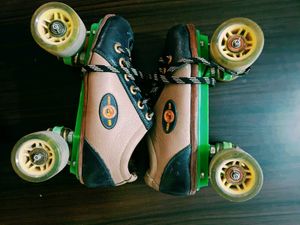 Roller Skate With Helmet