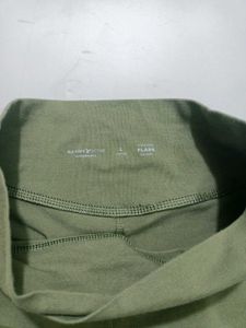 High-Waisted Olive Green Cropped Yoga Pant