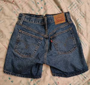 Levis 501 Original Denim Shorts | Y2k 2012 model