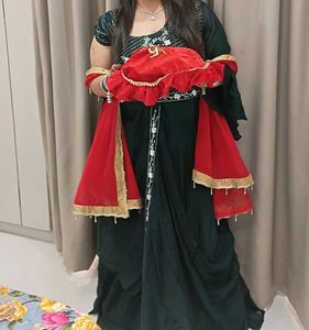 Elegant Green Gown Without Dupta One tym use only