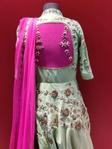 Beautiful  Bridal Gown Fully Flairy Gow