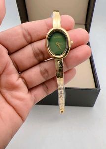 Calvin Klein Women's Oval Rose Gold Watch premium