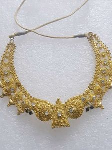 Black Bead Gold Tone Jewelry Set - Hook Earrings