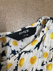 Cute Daisy Print Top