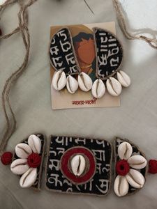 Unique Shell &amp; Fabric Choker Set