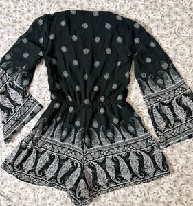 Chic Black Paisley Bohemian Print Romper