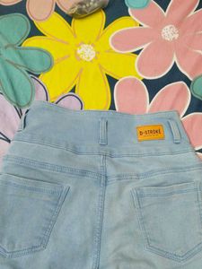 Light Wash High-Waist Jeans😍✨