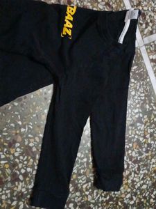 Black Long Sleeve T-Shirt "Dramebaaz"